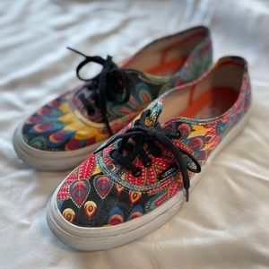 Vans Authentic Slim in Peacock Women’s 7 Mens 5.5